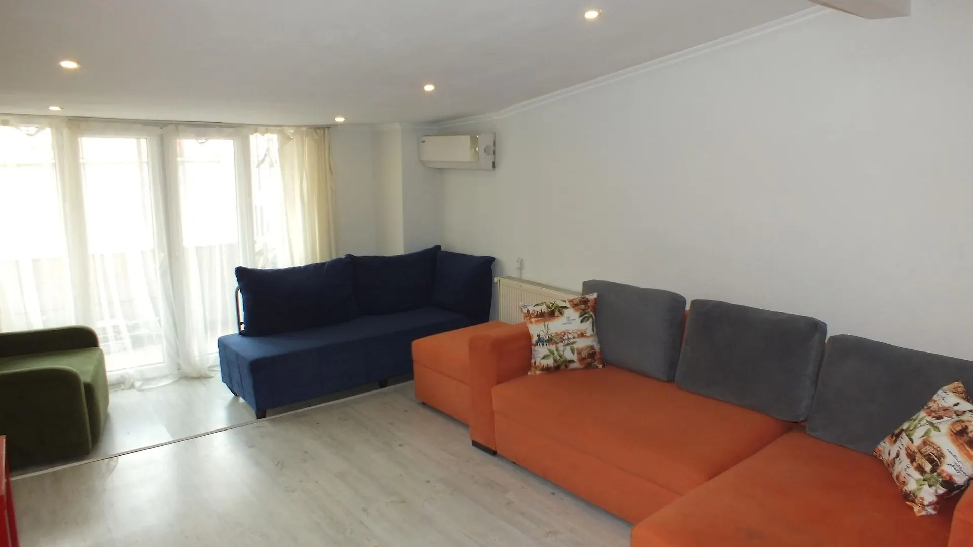 Taksim 9 Suites Istanbul 0*,  Tyrkiet