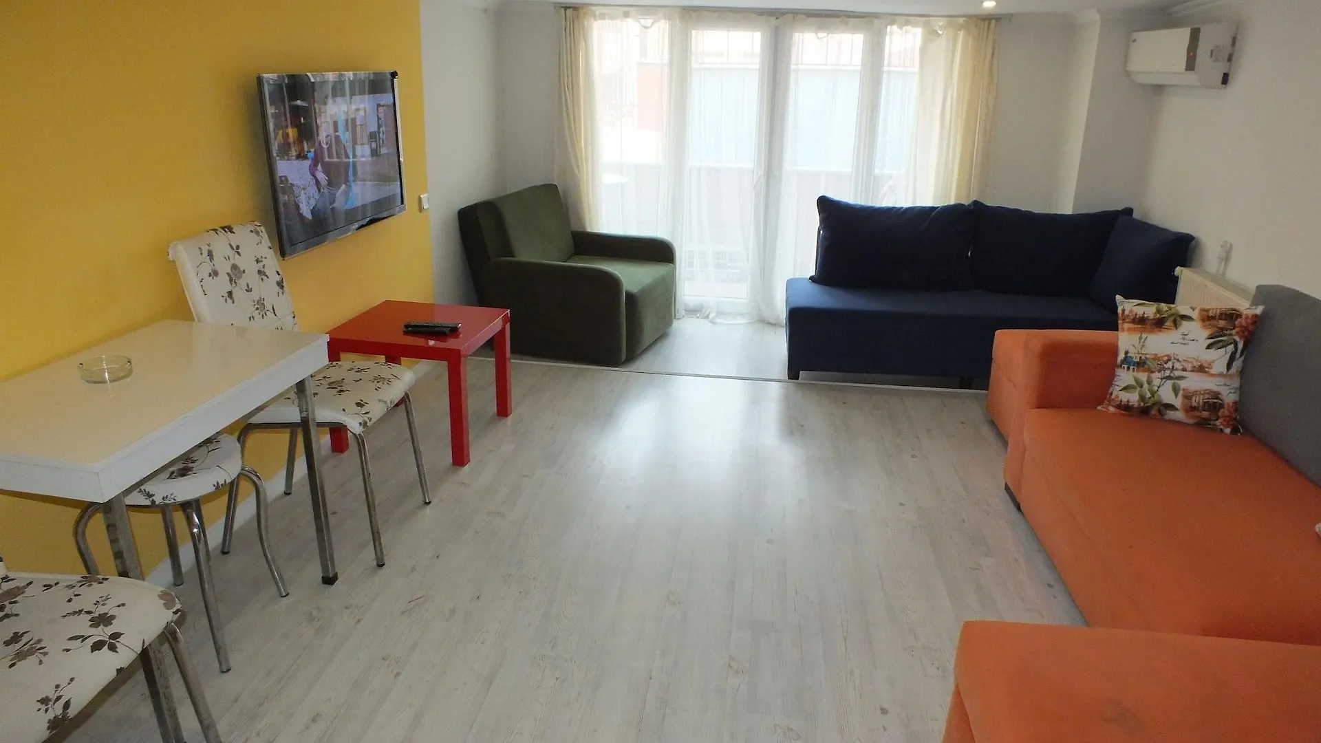 Taksim 9 Suites Istanbul 0*,  Tyrkiet